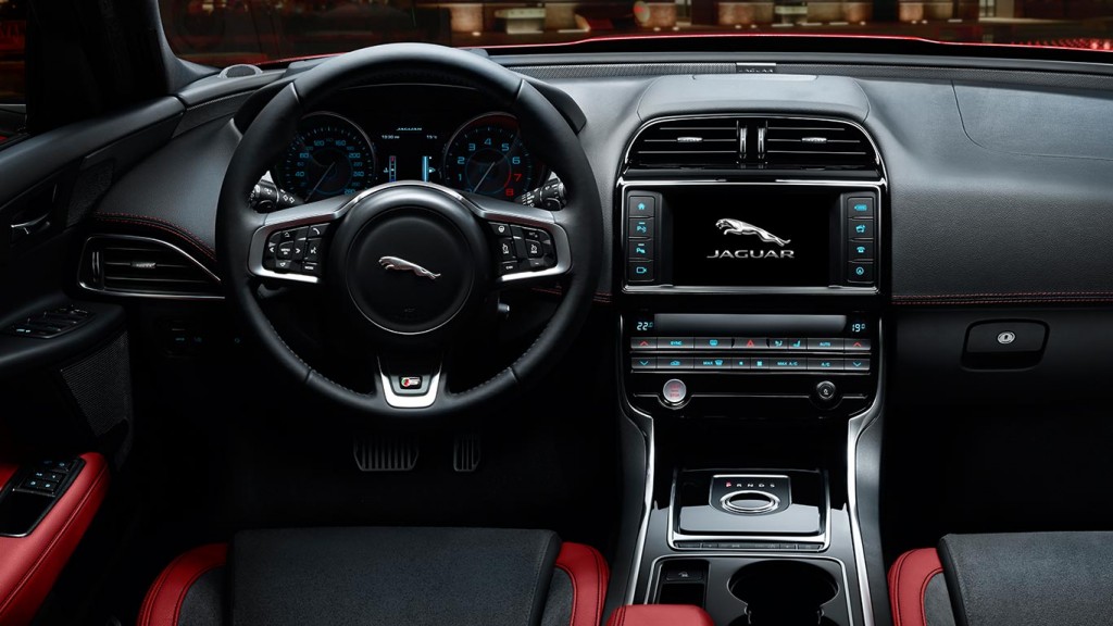 νέα-Jaguar-XE (εσωτερικό)